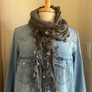 BCBG beautiful gray lace scarf